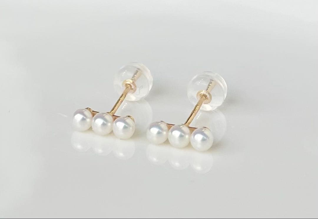 ミラー調本真珠 ほぼ無傷 k18 18金 ミニマルデザイン ピアス 一点物