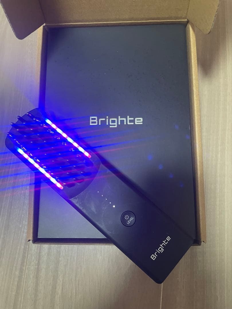 エレキブラシ　Brighte LED美顔器