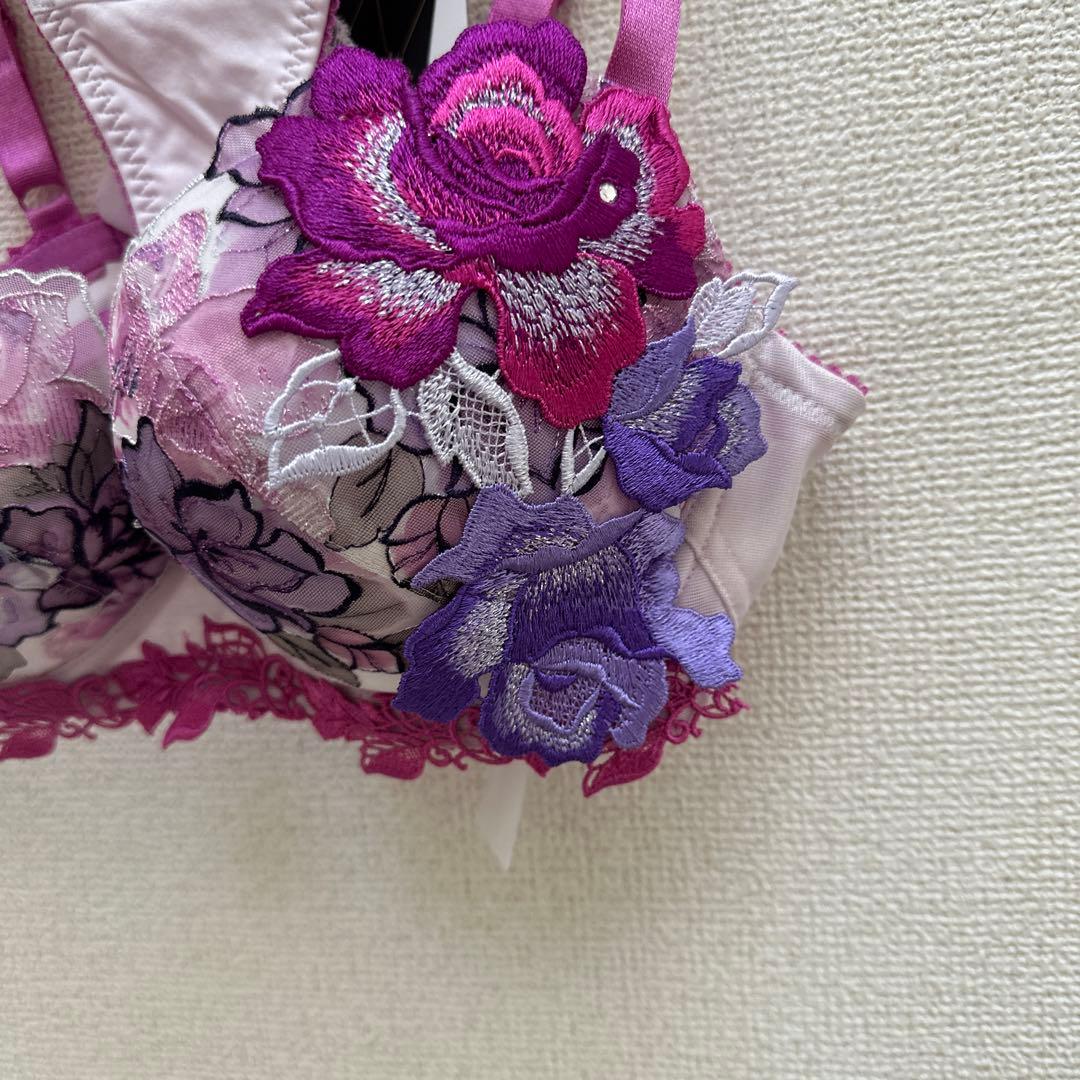 【新品】wacoal サルート 06GブラE70&ソングMセット　ベトナムの花嫁