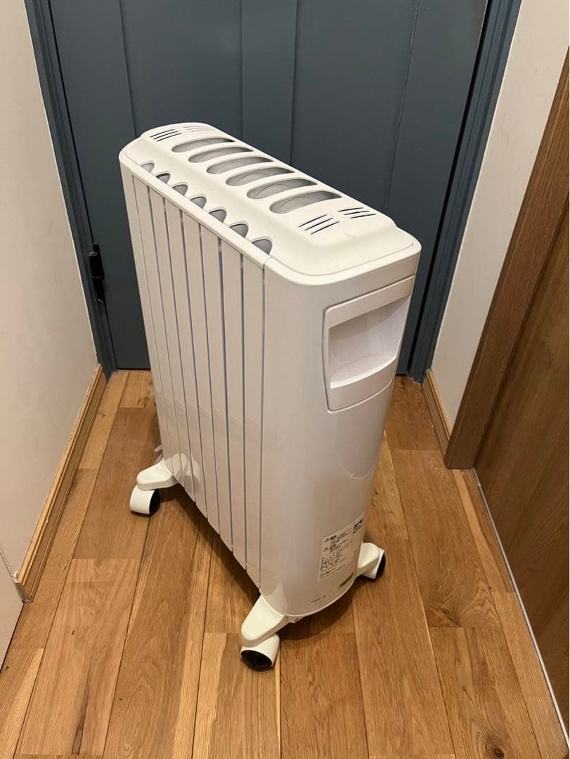 ［美品］デロンギ　オイルヒーター [8~10畳用] RHJ65L0712