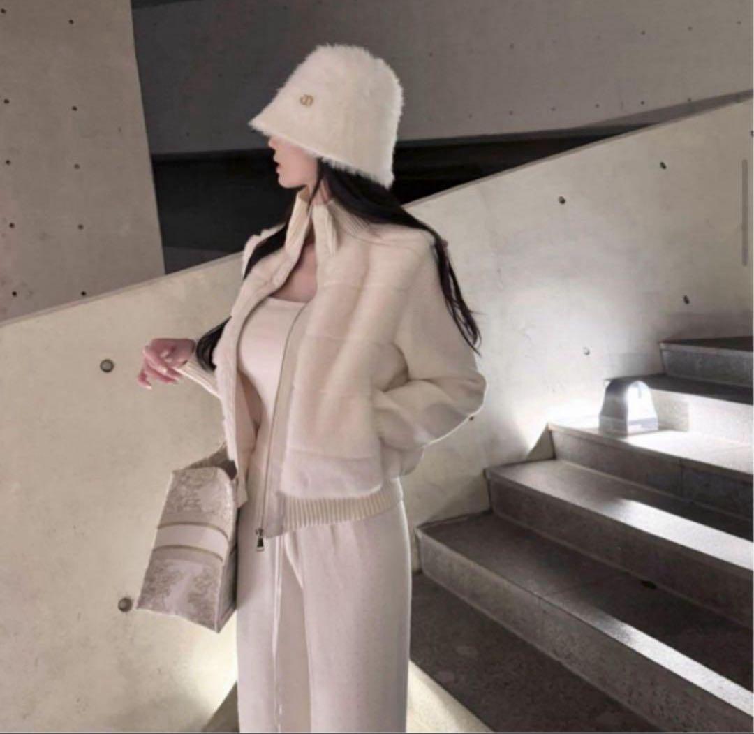 翌日配送　ダウンコート　エコファーダウンジャンパー　ダウン　新品