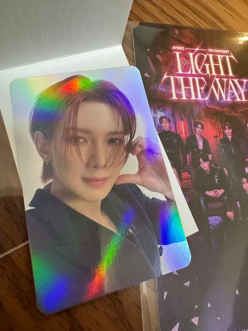 ATEEZ LIGHT THE WAY VR 特典トレカ　ヨサン