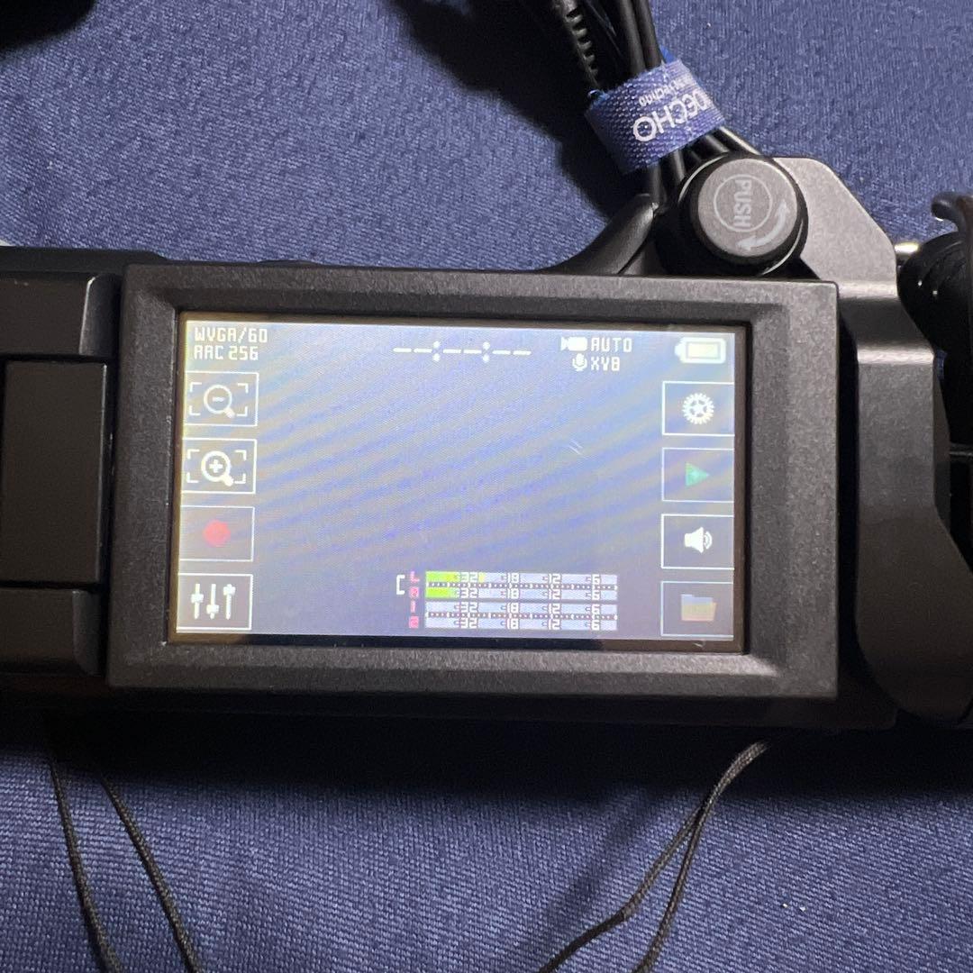 【本体とケーブルのみ】ZOOM Q8 ハンディーレコーダー