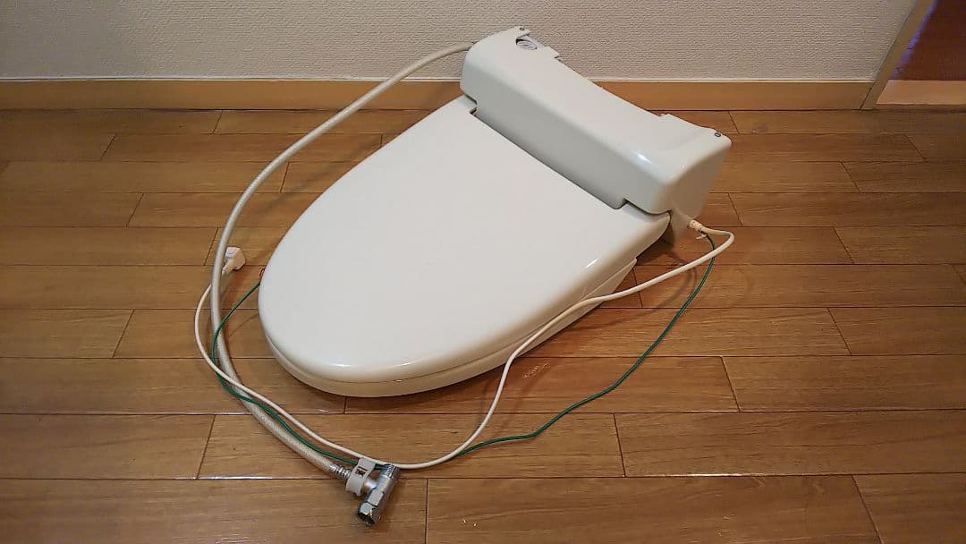 電源なしでも使える！温水便座　ジャニス工業 JCS53EN BN8