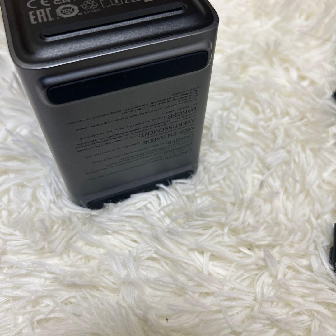 UGREEN モバイルバッテリー 48000mAh 300W PB770