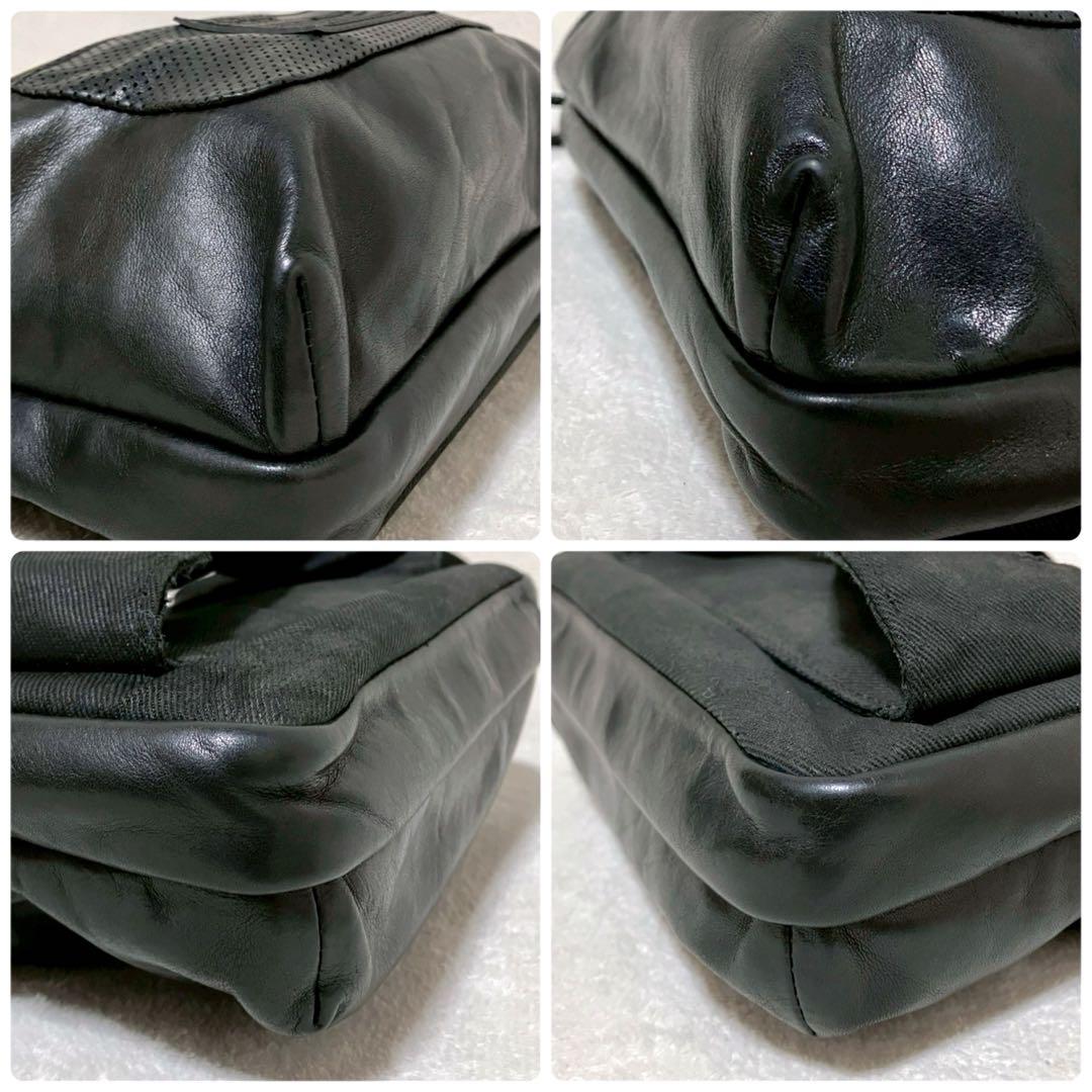 希少 DIESEL ディーゼル レザー ボディバッグ ロゴ 斜掛け クロスボディ