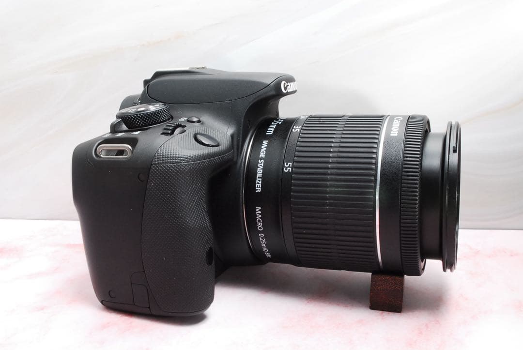 最軽量✨Canon Kiss X7✨一眼レフカメラ✨初心者にもおすすめ