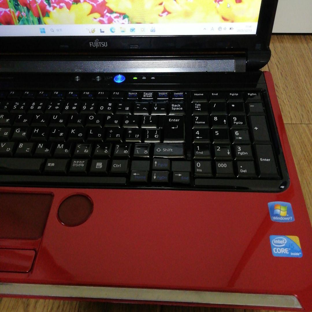 家族で使える　富士通Win11ノートPC（Office付）