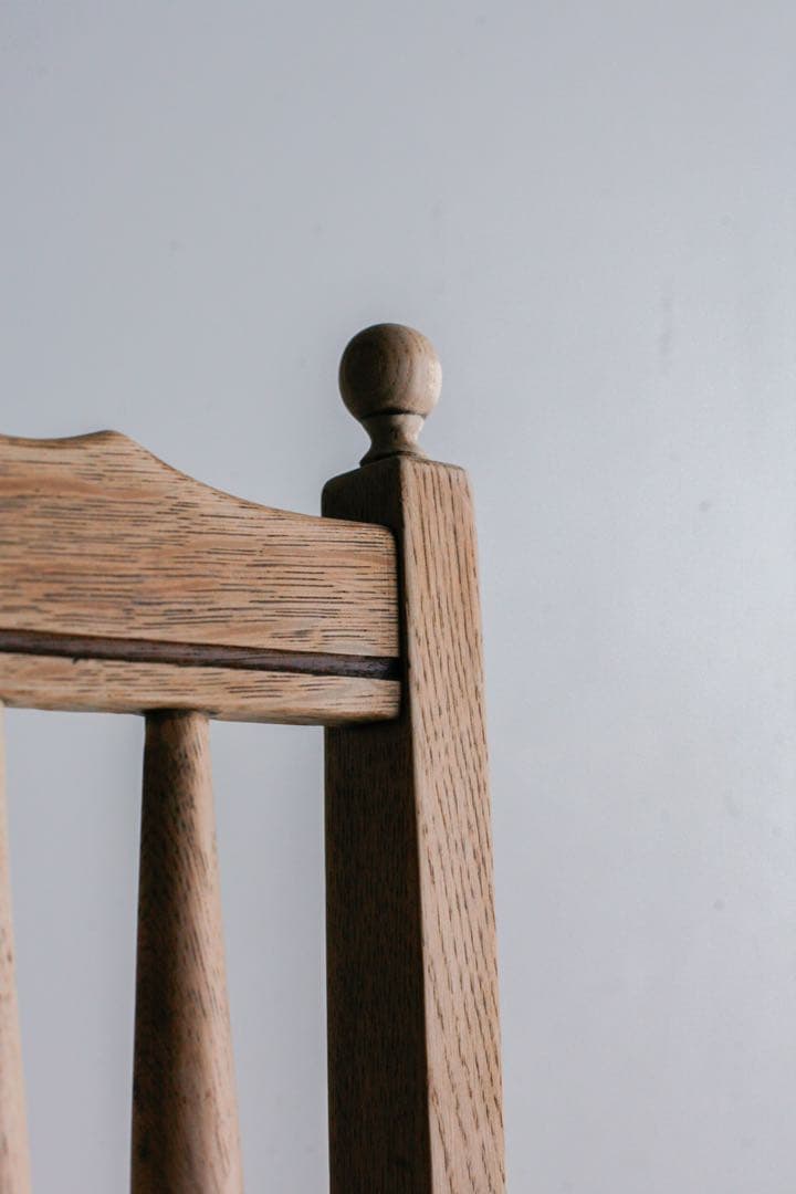 ナラ材　無垢材　白木　モケットチェア　ダイニングチェア　アンティーク　剥離