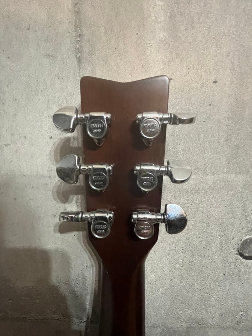 ヤマハ　YAMAHA アコースティックギター　FG−251