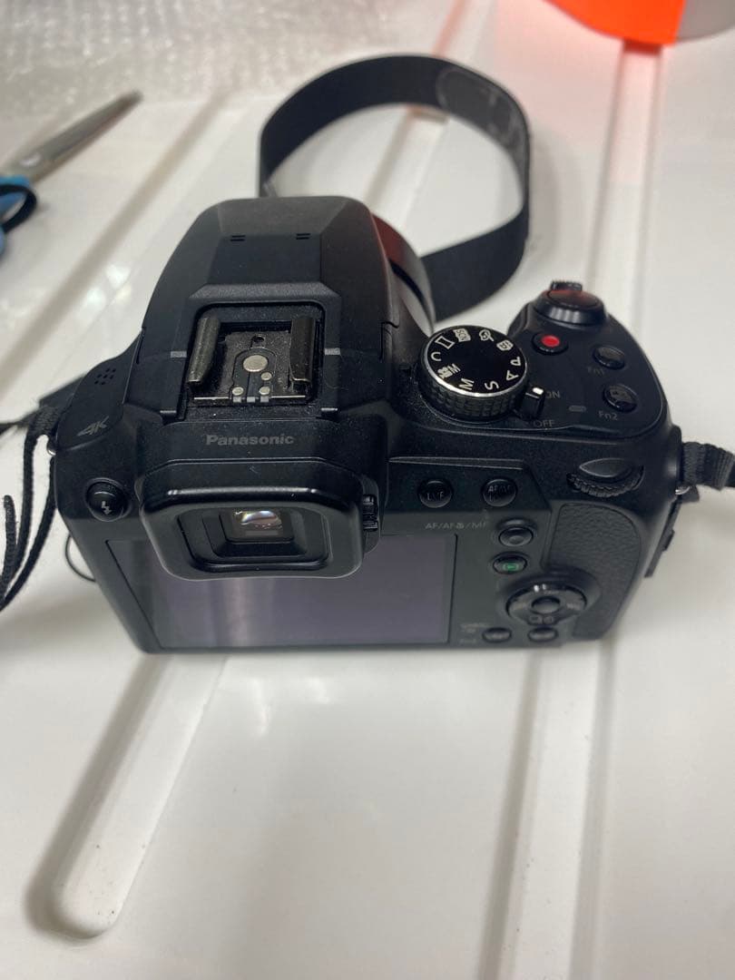 デジタルカメラ Panasonic DC-FZ85