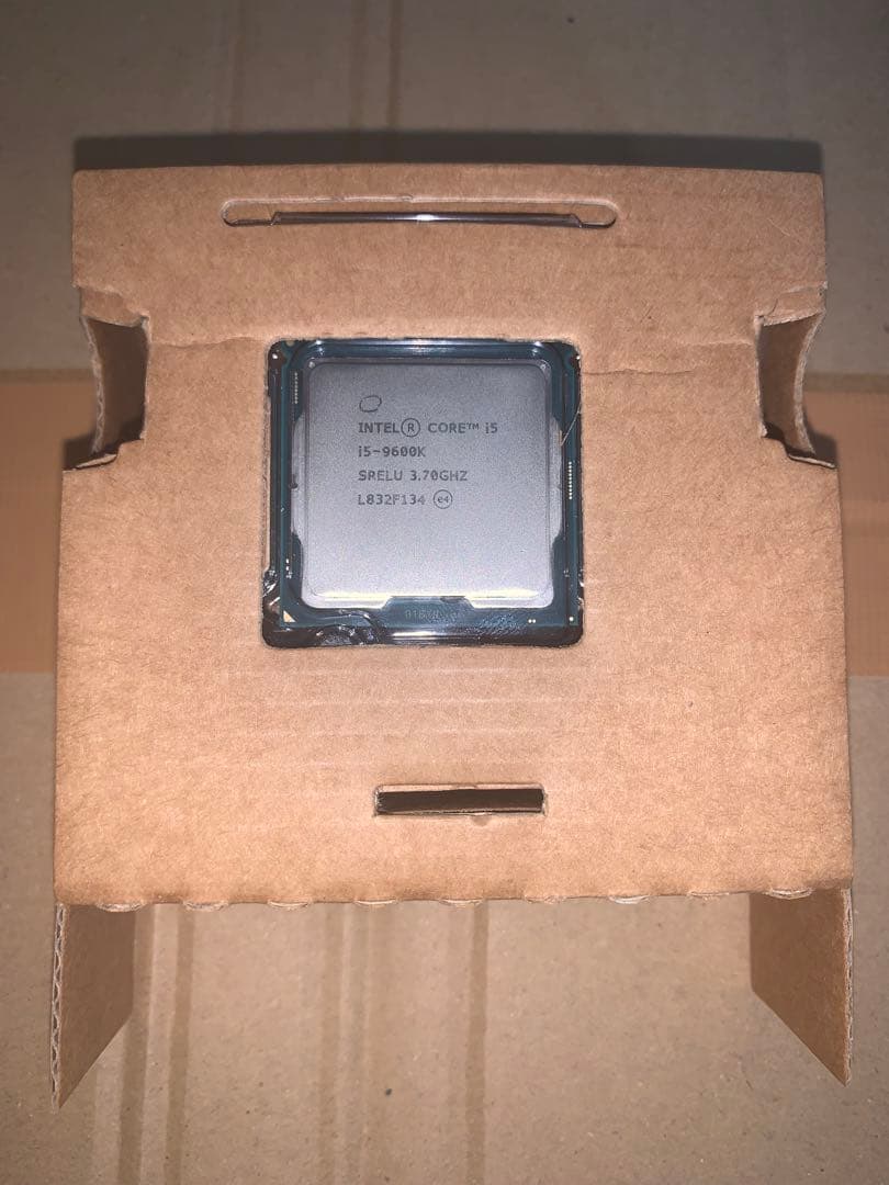 【箱付美品】Core i5 9600K & ASUS Z390 & 8GB2枚