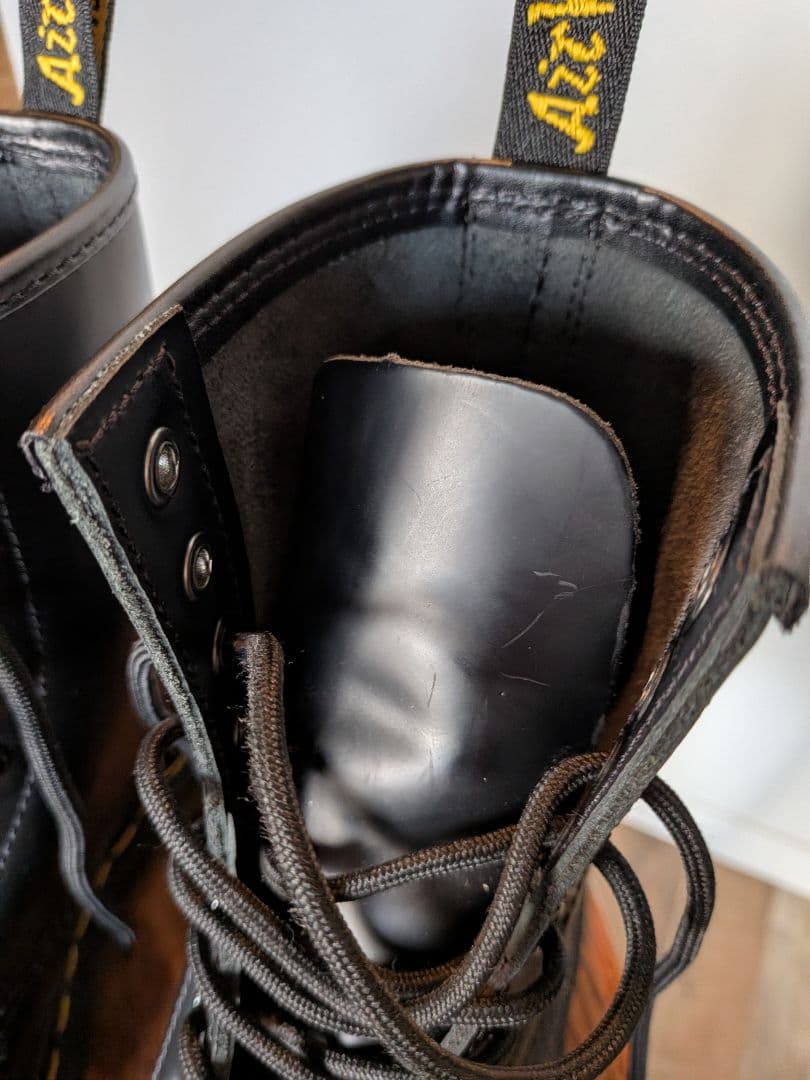 Dr.Martens　8ホール　EU37