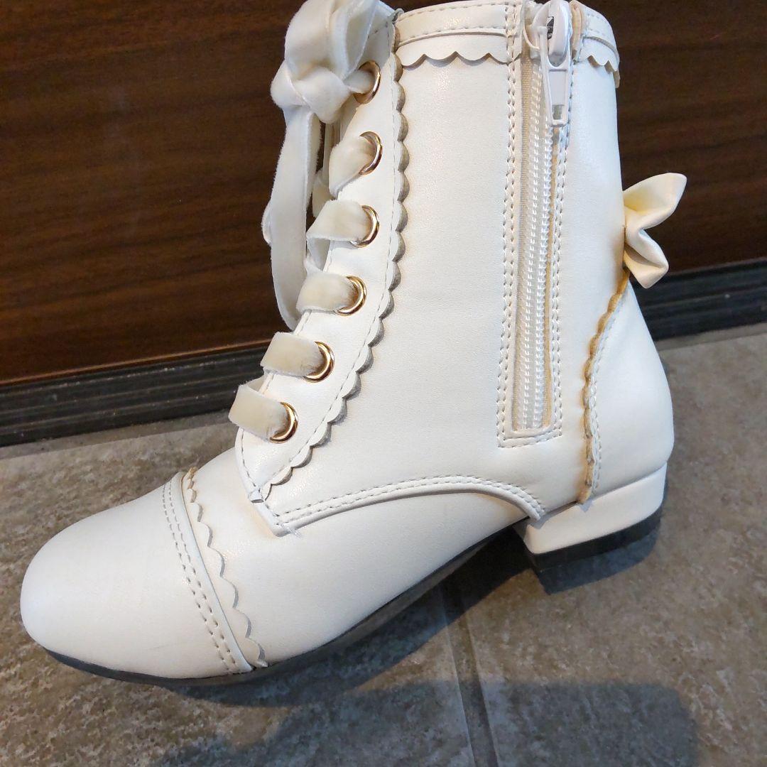 エニィファム　バック　リボン　レースアップ　ブーツ　白　ヒール　春