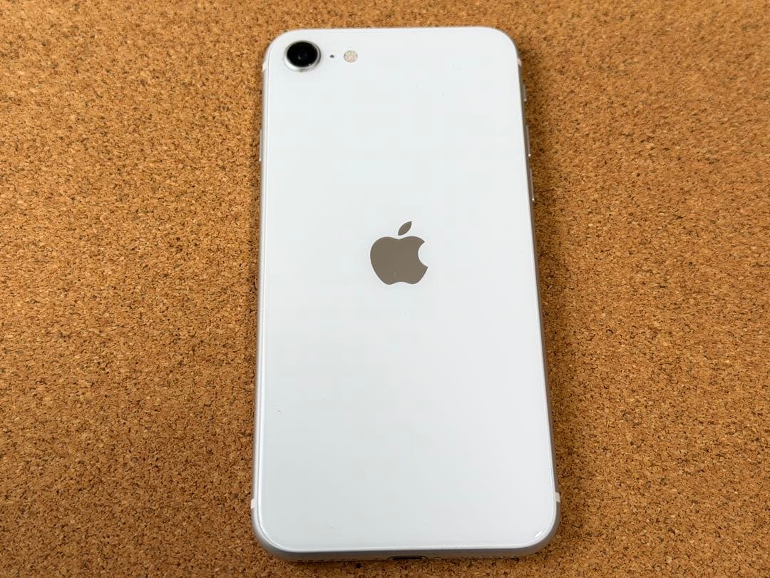 iPhone se（第二世代） SIMフリー ホワイト 128G ジャンク♪