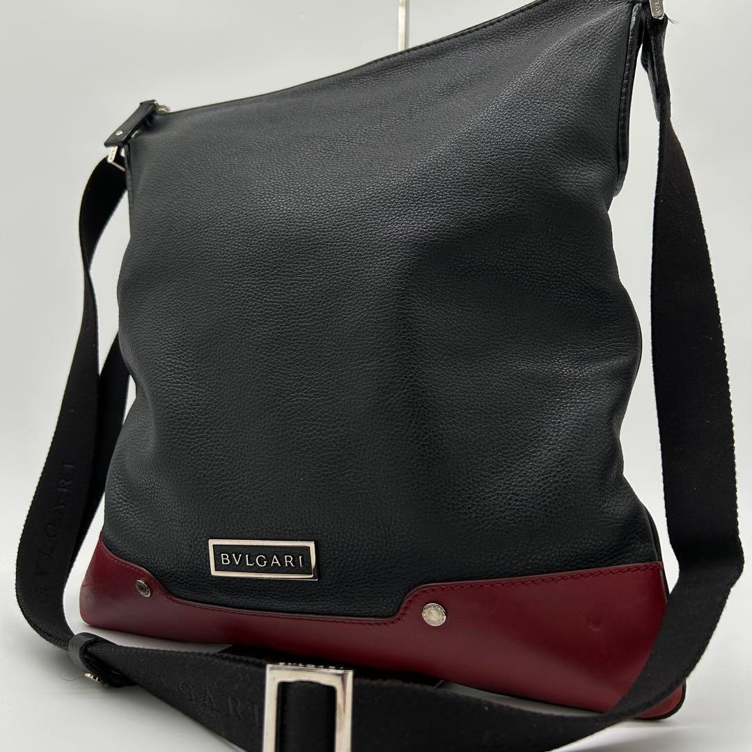 【美品】ブルガリ アーバン ショルダーバッグ レザー 黒 バイカラー 斜め掛け