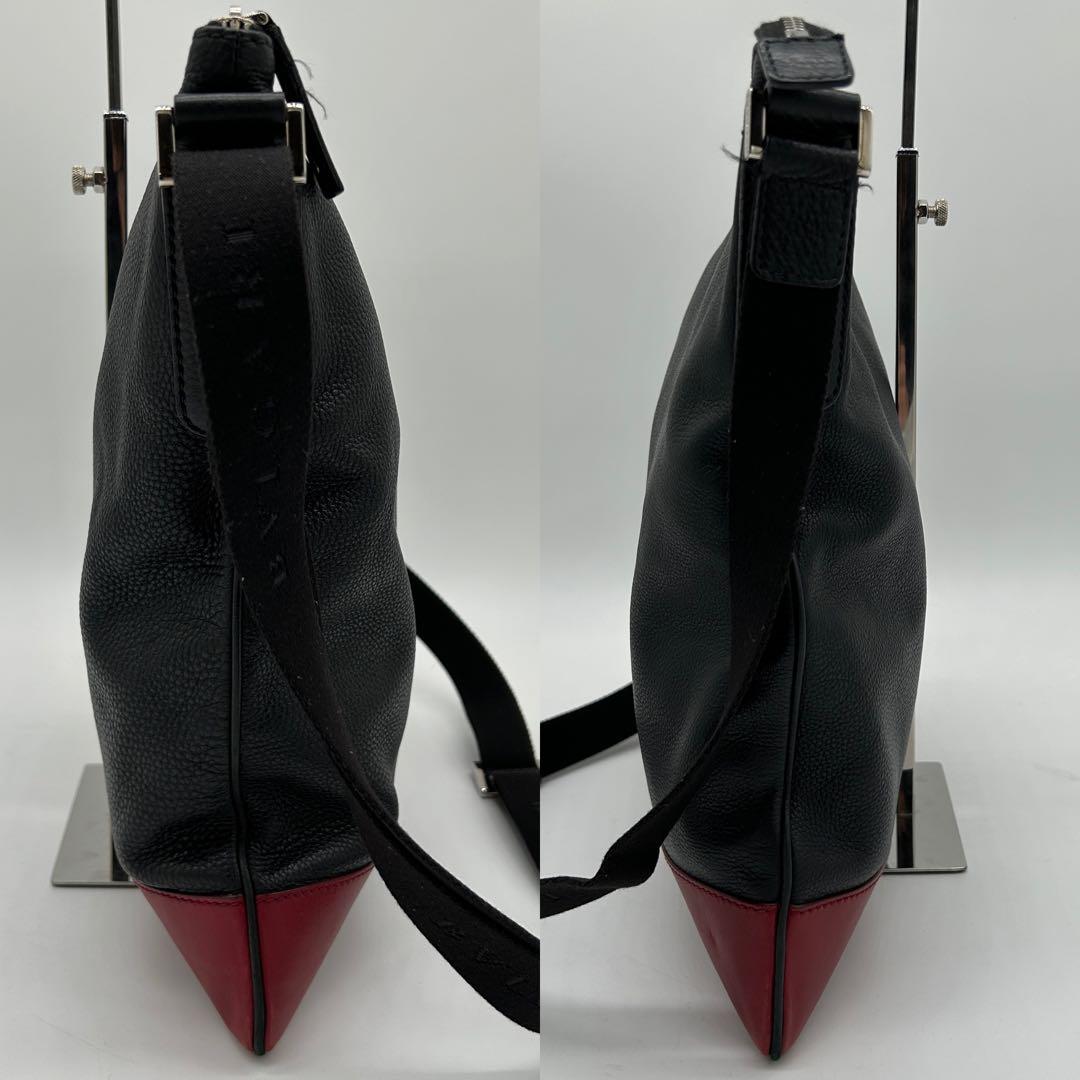 【美品】ブルガリ アーバン ショルダーバッグ レザー 黒 バイカラー 斜め掛け