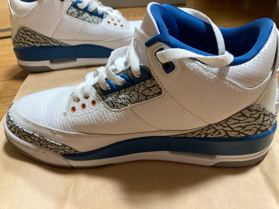 靴 AirJordan 3 Retro True Blue and Copper