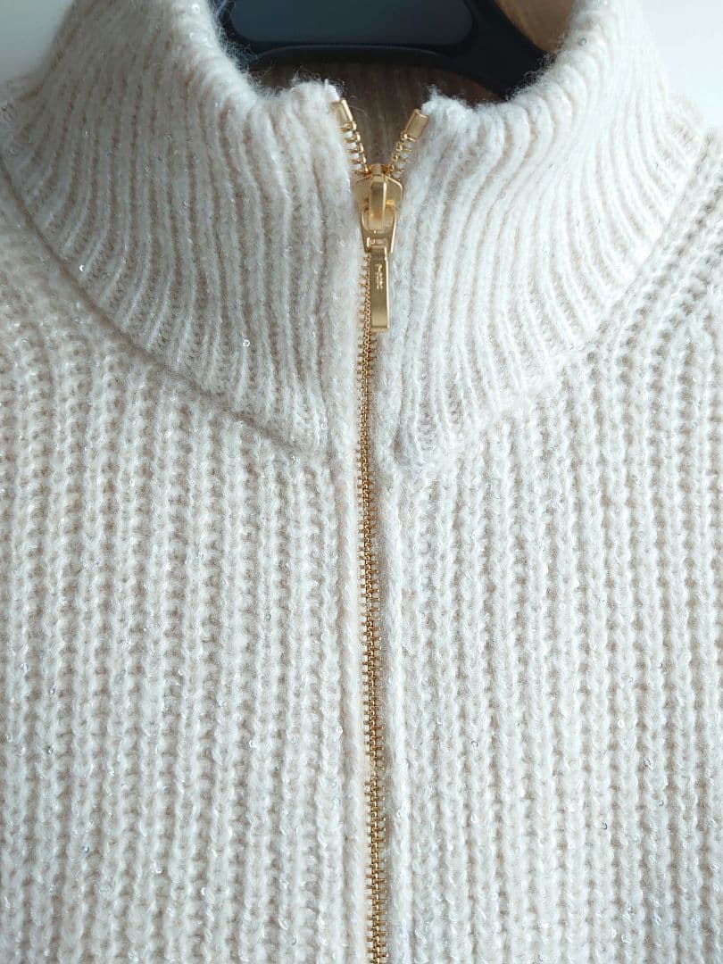 23区今季【洗える】スパンコールバルキー ダブルジップ ニットブルゾン