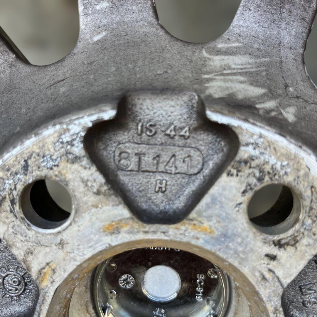 カングー専用ハブリング不要15インチ スポークデザインホイール 4本セット