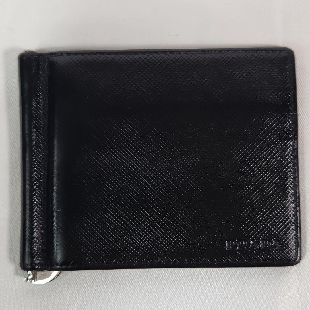 極美品 PRADA マネークリップ ロゴ型押し サフィアーノレザー ブラック