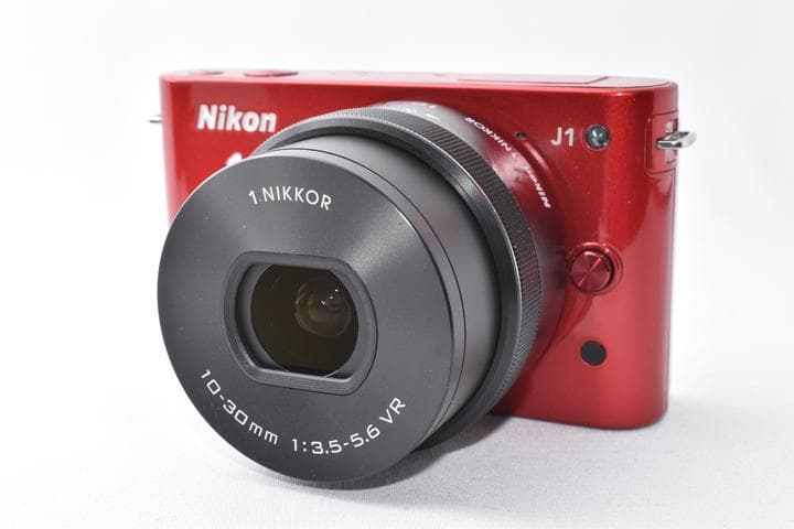 Nikon 1 J1 レッド 10-30mmレンズキット