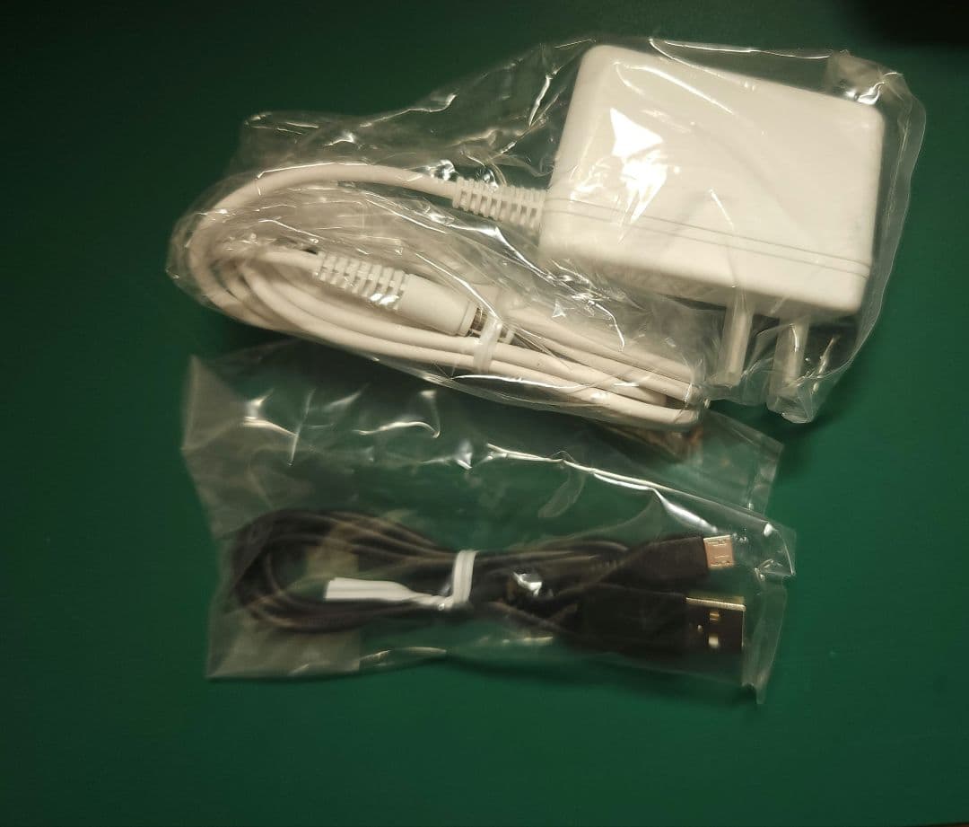 docomo F-03D Girls’ ポポティーン未使用