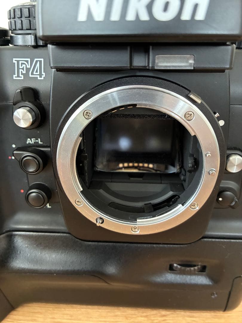 コレクション用　 Nikon F4E 新品同様品　 S/N 2611029