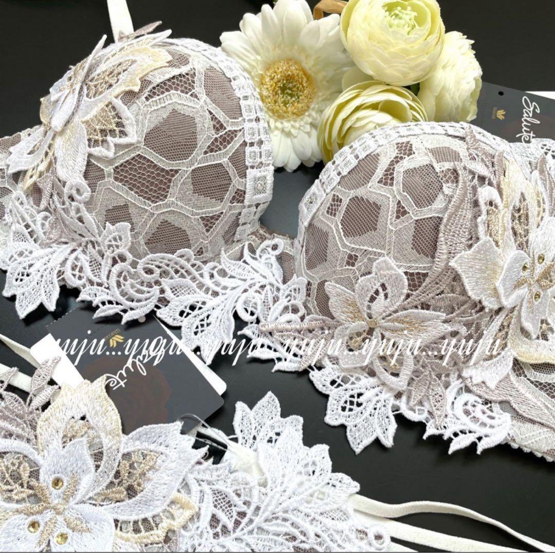 ワコール/サルート 44 新品タグ付 P-upブラソング D70