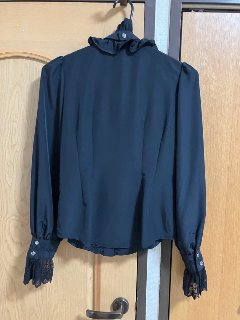 る*ー様 アリスアンドザパイレーツ ミカエルブラウス 黒×シルバー