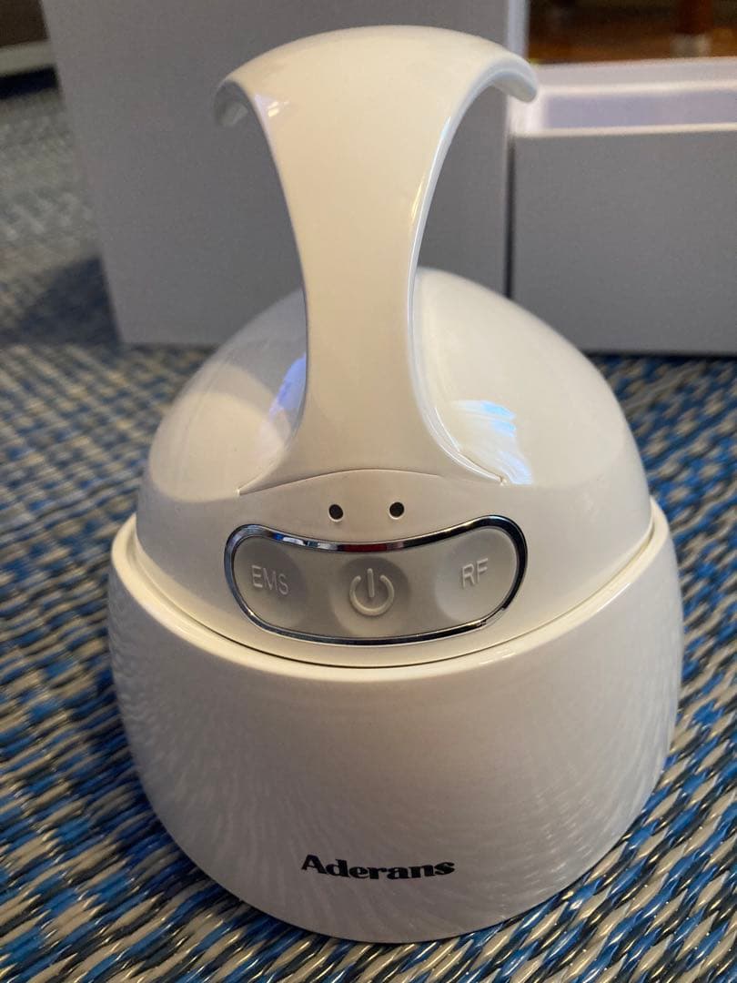 アデランス　ヘッドスパ　Refrest