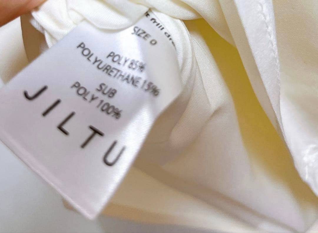 新品未使用最安値JILTU petit frill dress ホワイト