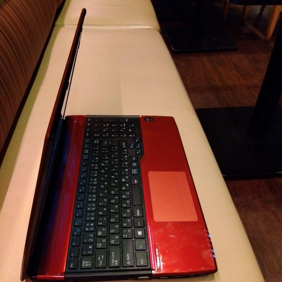 富士通/AH53/R/CORE i7/SSD/ACアダプター付き/ジャンクにて