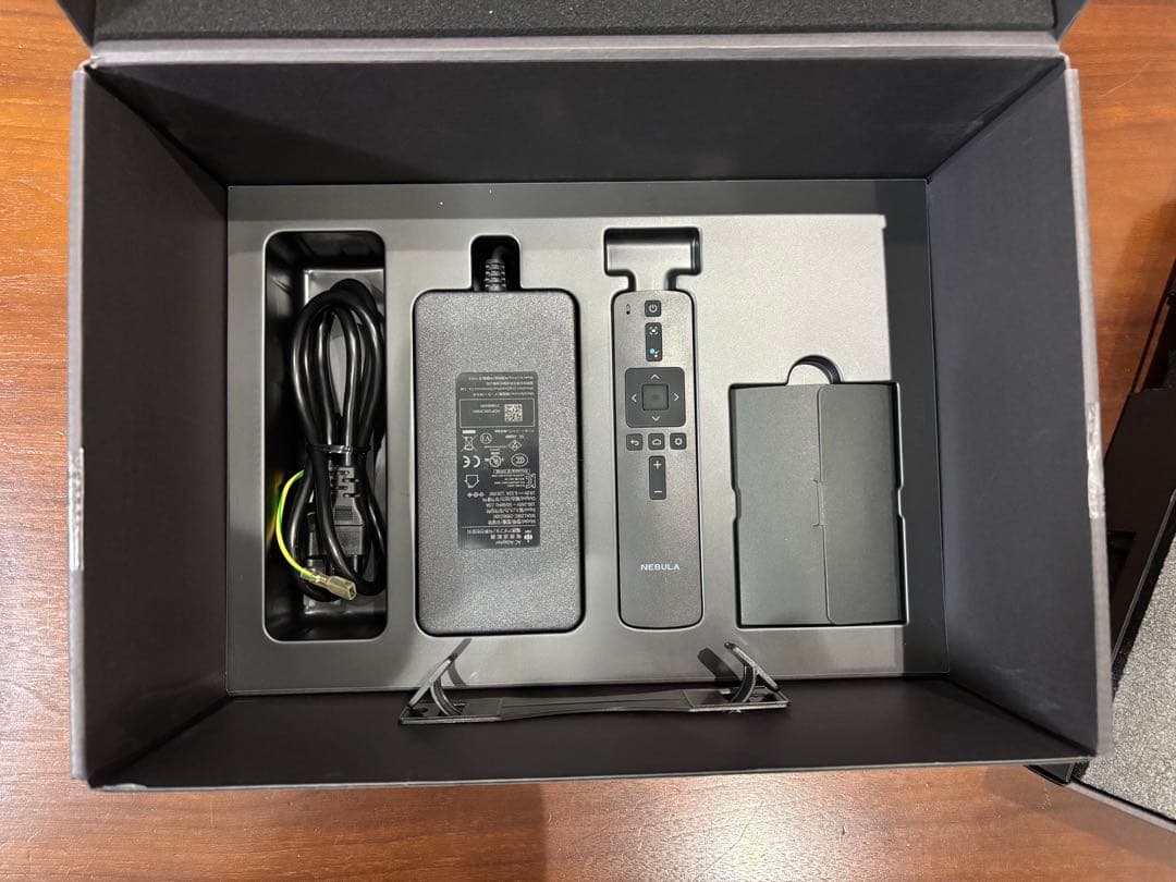 NEBULA Cosmos プロジェクター