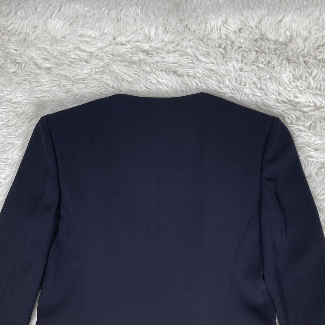 極美品　ベイジ　オンワード　セットアップスーツ　ノーカラー　ネイビー　Sサイズ