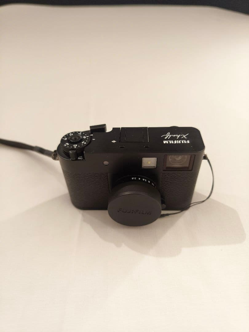 Fujifilm Xhalf ブラック コンパクトデジタルカメラ
