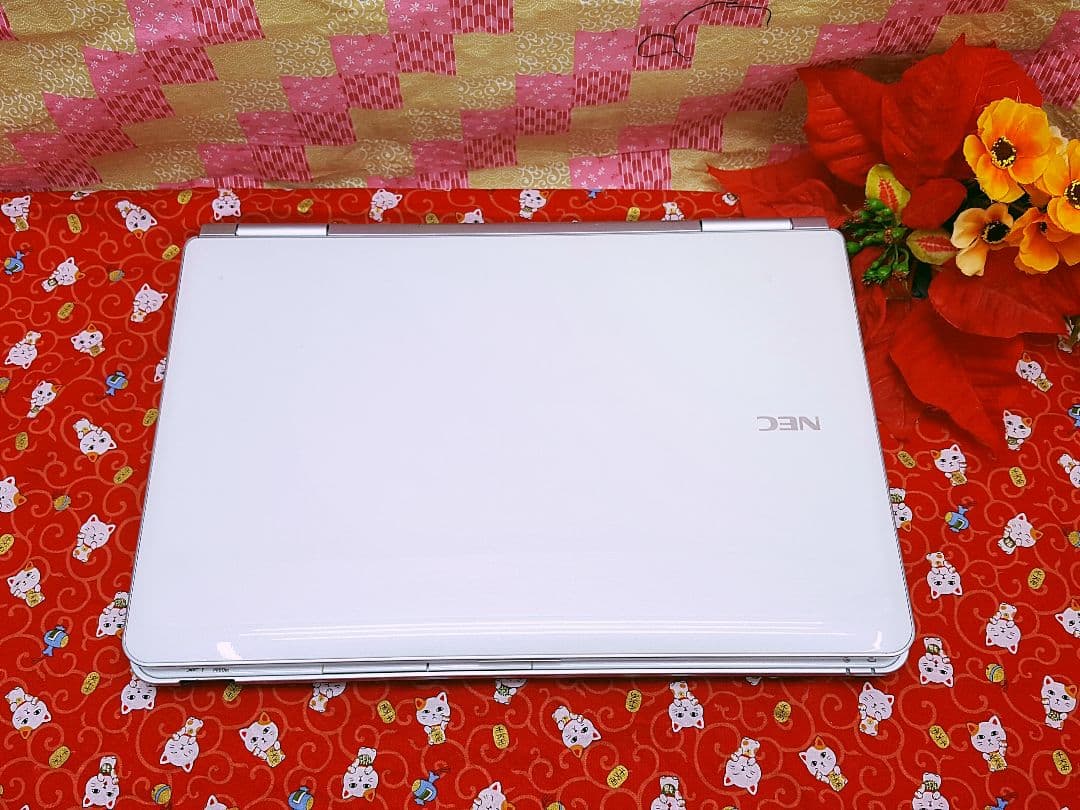 新型Win11搭載/2世代i7/ホワイト/カメラ/ブルーレイ/年賀状/ソフト多数