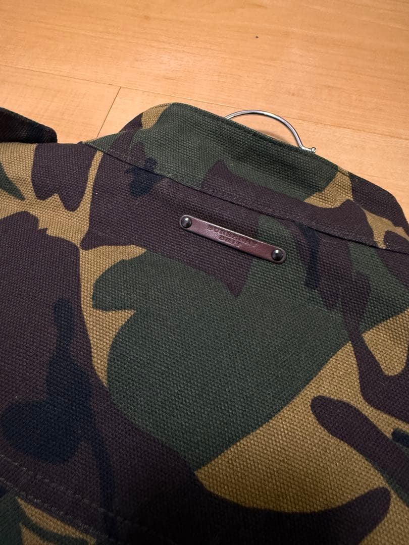 Burberry バーバリー　迷彩 ミリタリージャケット ベルト付き