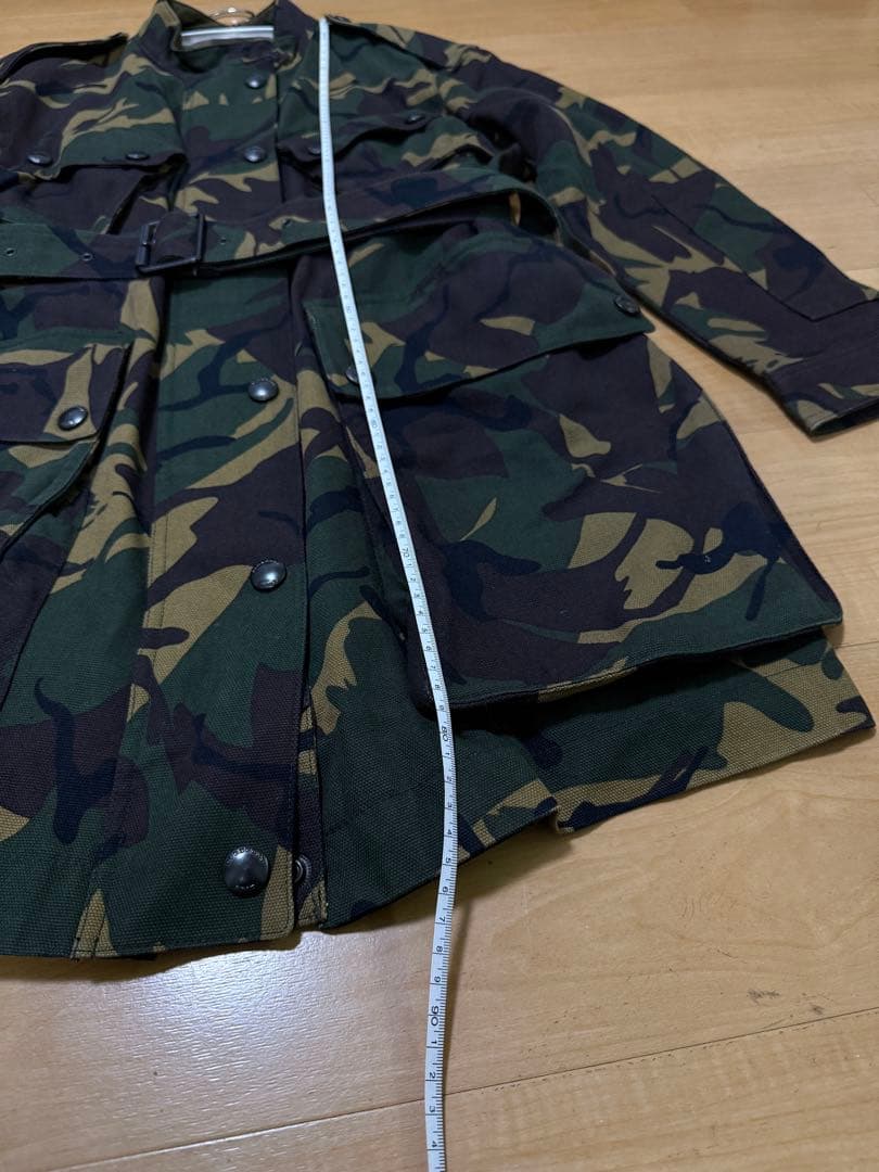 Burberry バーバリー　迷彩 ミリタリージャケット ベルト付き