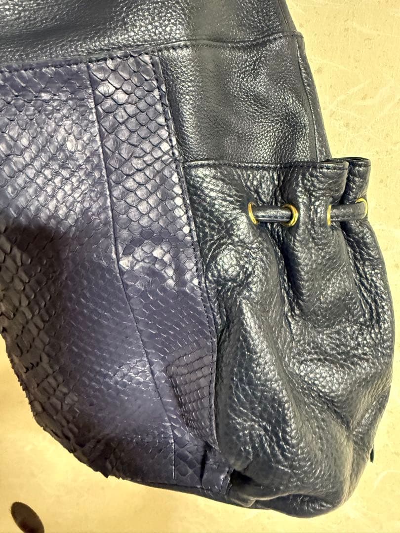 ATAO ネイビー レザー リュック