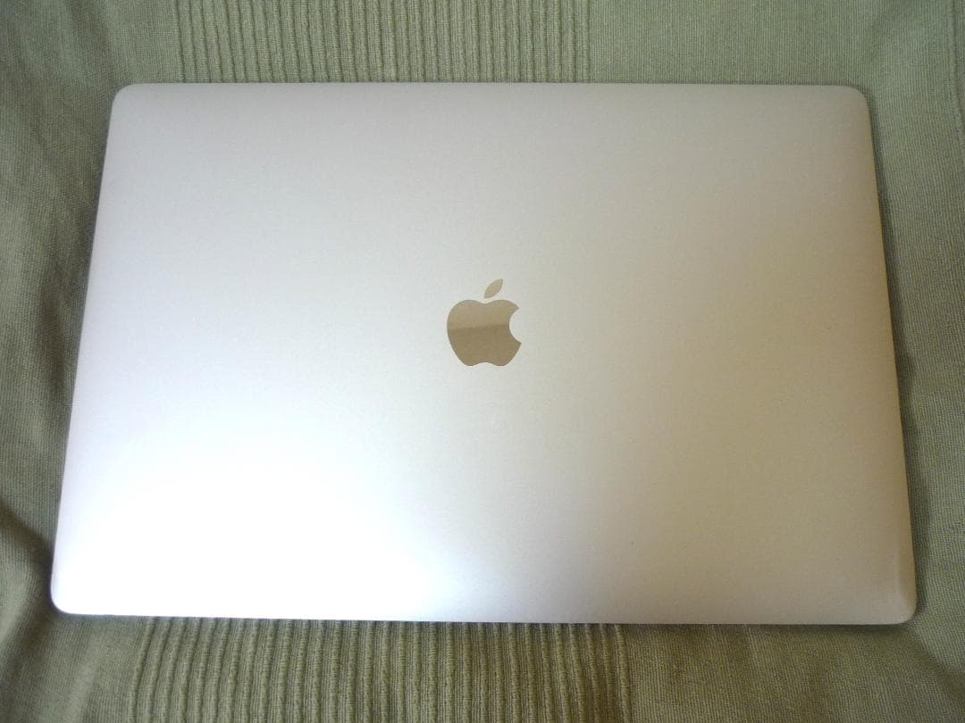 MacBook Pro Touch Bar 2016 15inch ジャンク