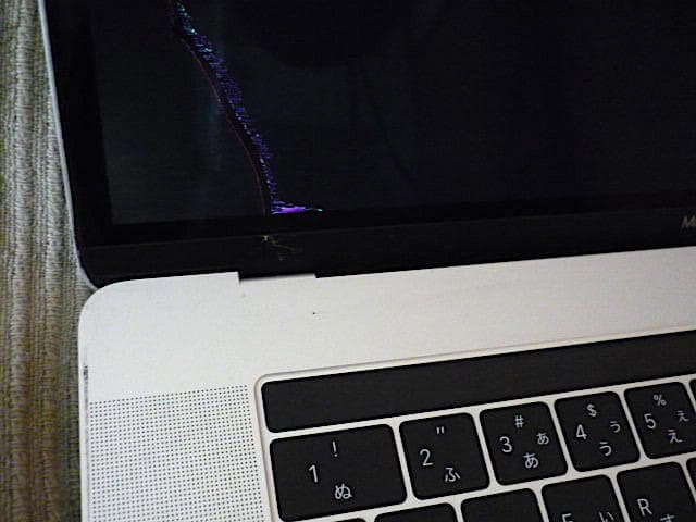 MacBook Pro Touch Bar 2016 15inch ジャンク