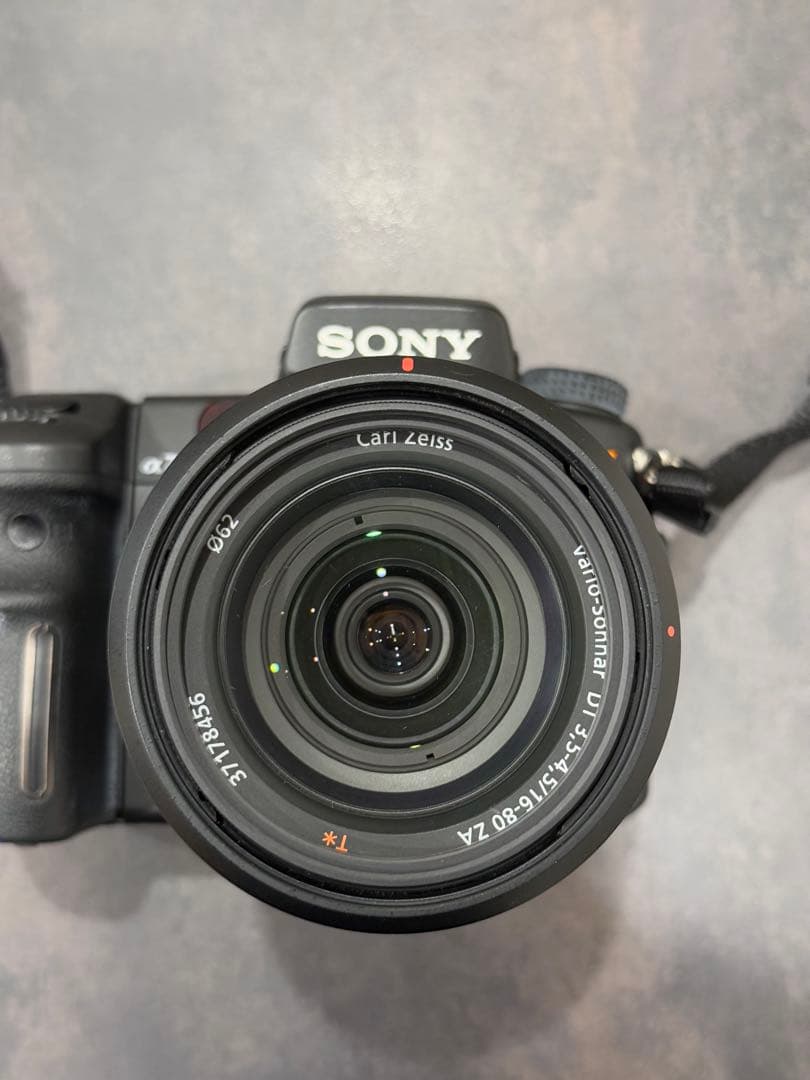 SONY α700 一眼レフカメラ Carl Zeiss 16-80mm