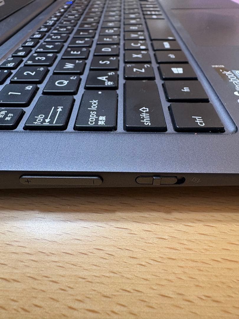 ASUS TAICHI21 Windows 10 ノートP C