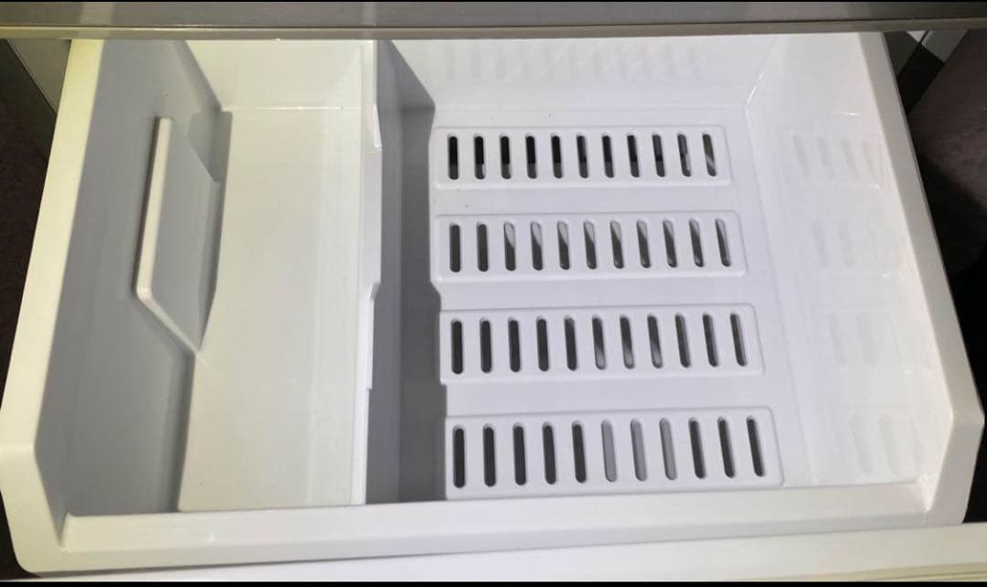 AQUA ノンフロン冷凍冷蔵庫　AQR-13J (S) 2019年製　126L