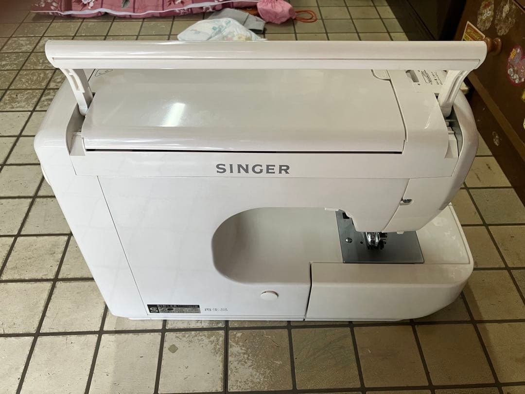 シンガー　コンピューターミシン本体　9700superDX 文字縫い可能