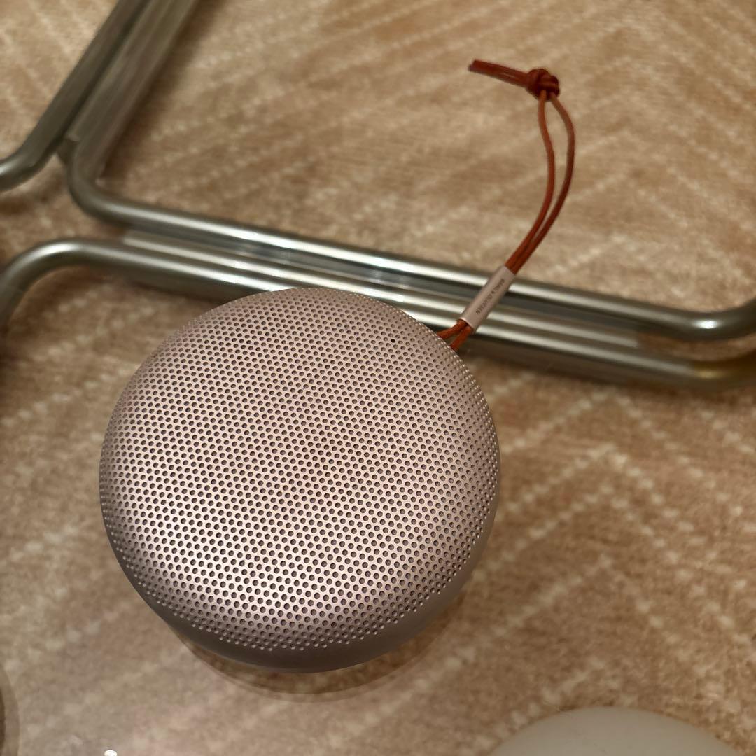 BEOSOUND スピーカー