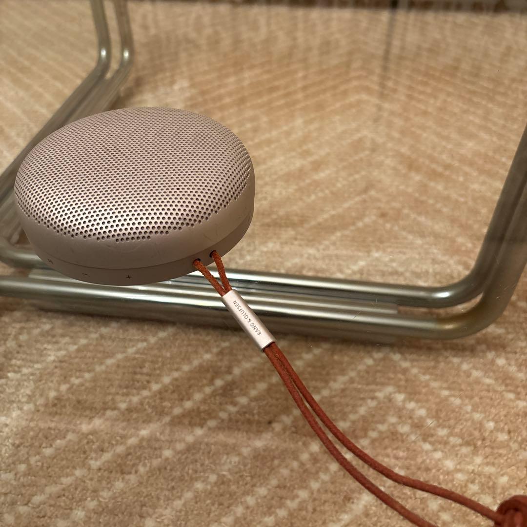 BEOSOUND スピーカー