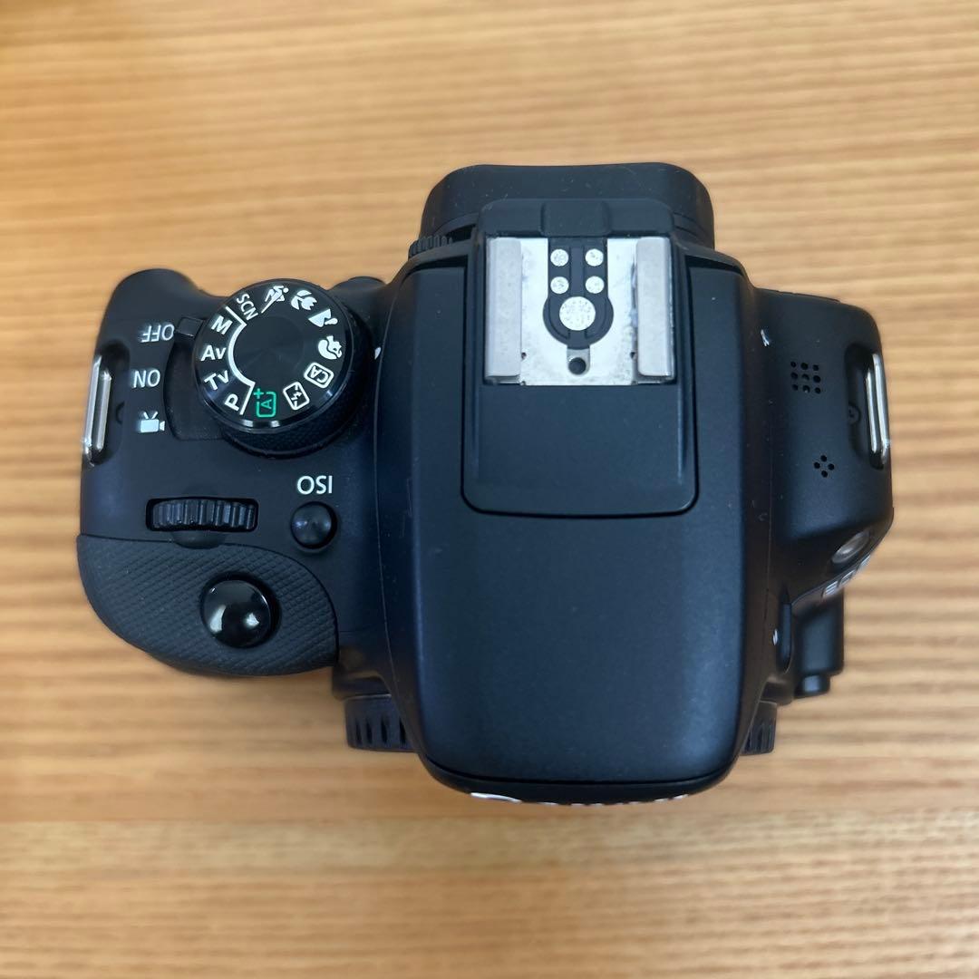 Canon EOS Kiss X7 デジタル一眼レフカメラ　ダブルズームキット