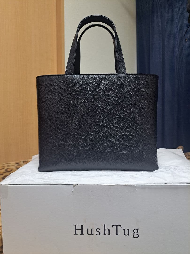 HushTug　レザージップミニトート